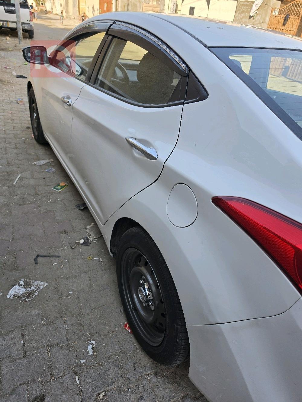 هيونداي النترا